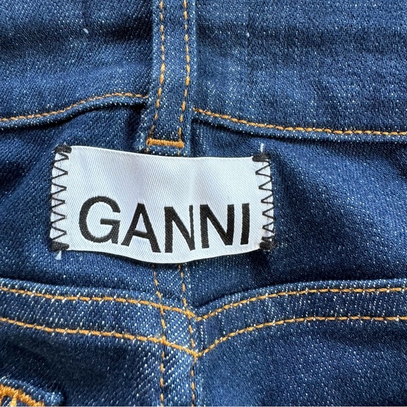 Ganni Mid Rise Dark Wash Jeans Like New, Size 26, 32” Inseam - Picture 4 of 9